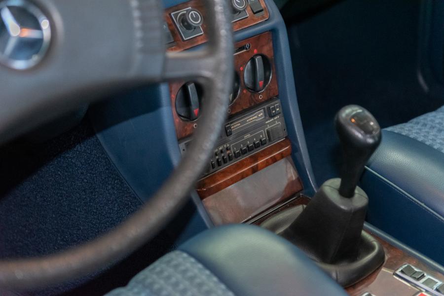 Детали интерьера Mercedes-Benz 280 CE (C123) 1978 года  (EU) (фото 72 из 133)